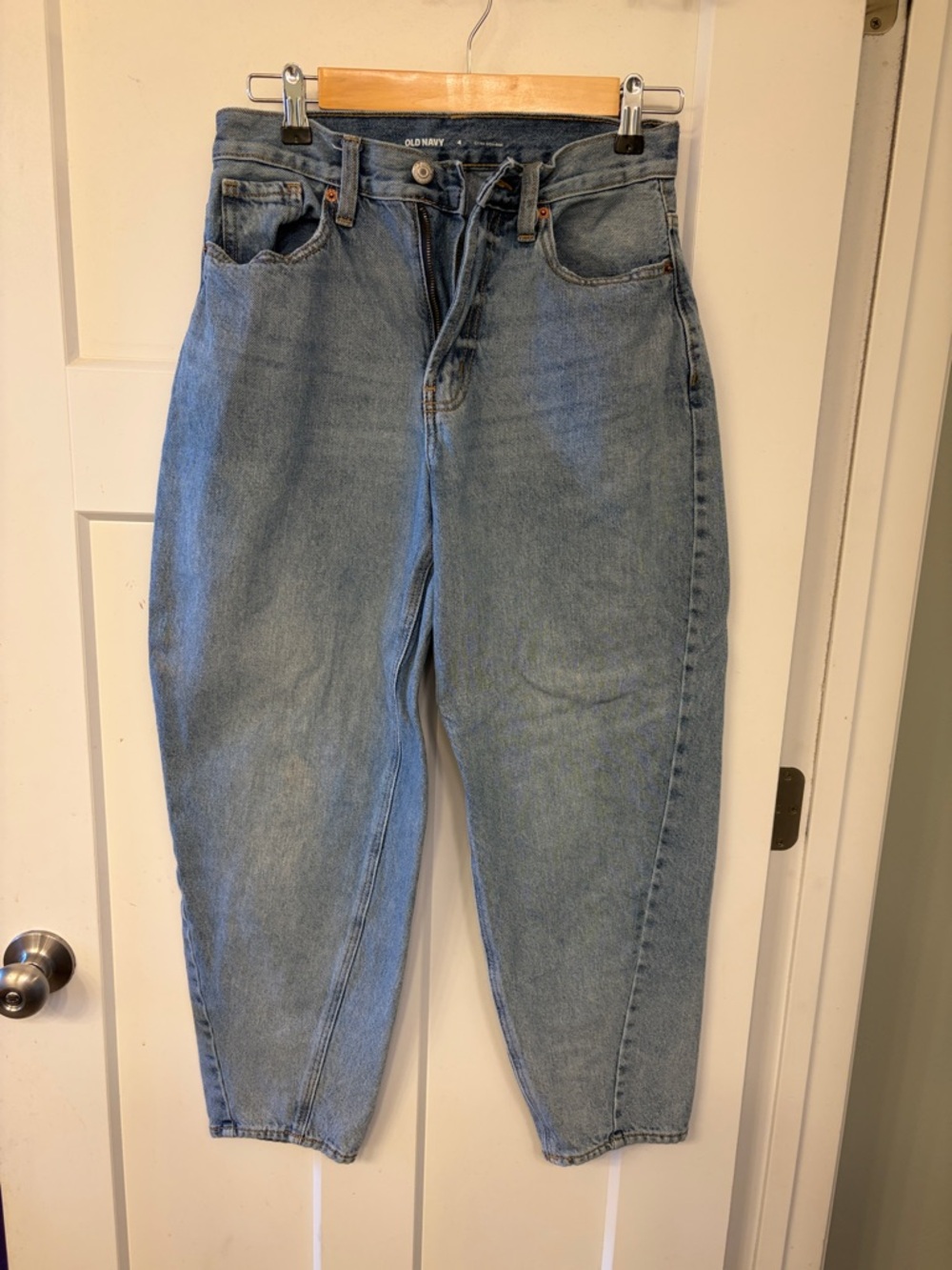 Old Navy Light Wash Boyfriend Jeans - Blue Denim